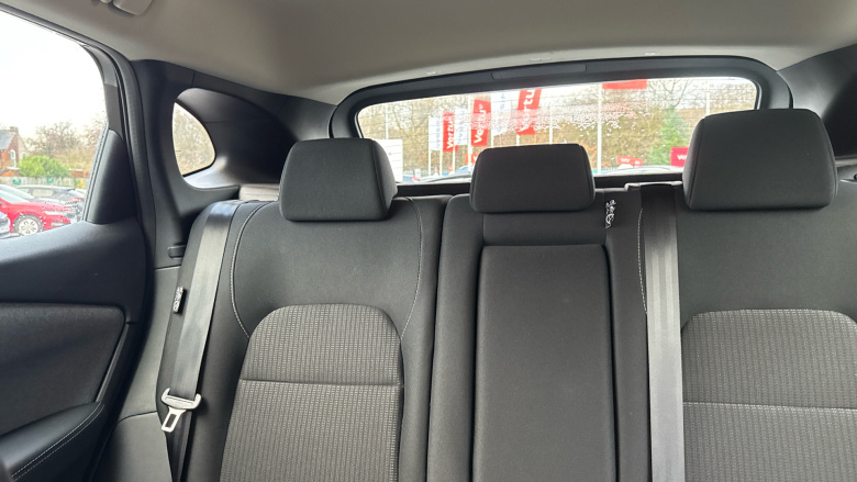 Nissan Qashqai 1.3 DiG-T MH Acenta Premium 5dr Petrol Hatchback